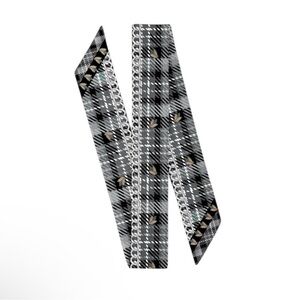 NWT Wristpop Dionne Scarf in Grey Plaid
